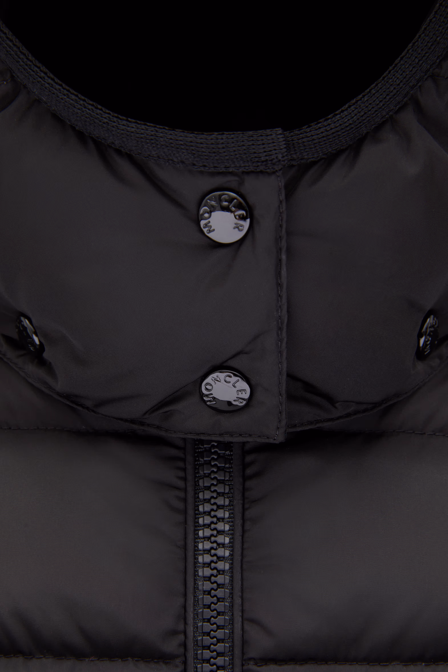 Doudoune longue à capuche Charpal Fille Noir Moncler 3